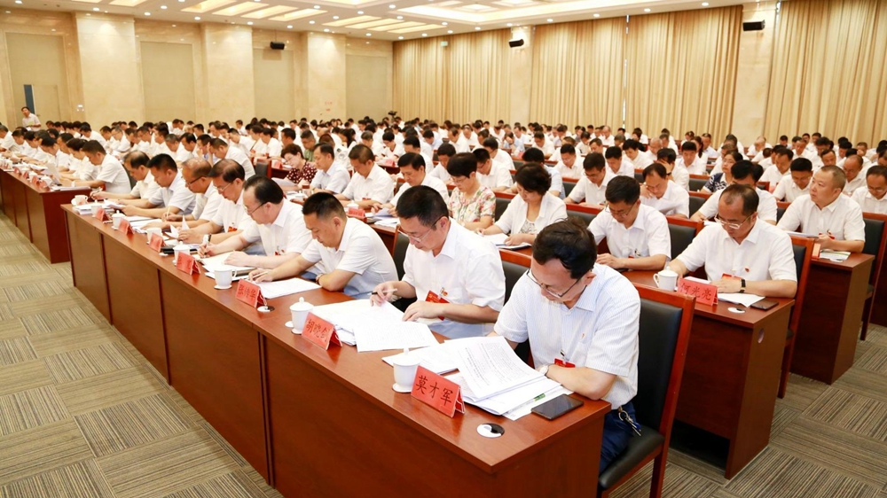 �������F(xi��n)������l(f��)չ������������