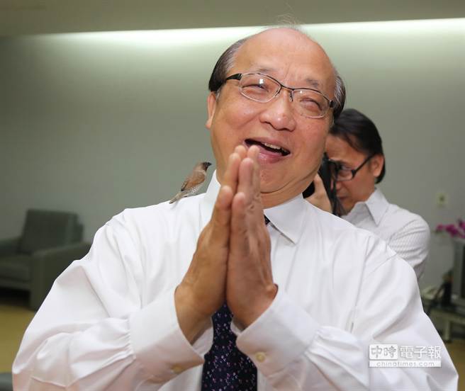 ��ǰ�_(t��i)�����L(zh��ng)��־��(qi��ng)������Ę�����������������Еr(sh��)ý�w���F(tu��n)�������_(t��i)�������c(di��n)��