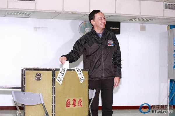 �����h��ϯ���x���V�����x��������ͶƱ