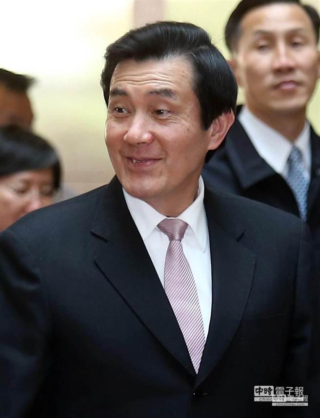 �RӢ13�ս��܌��L���غ��ý�w�����ᆖ�r���RӢ�ŃH΢Ц�Ԍ�