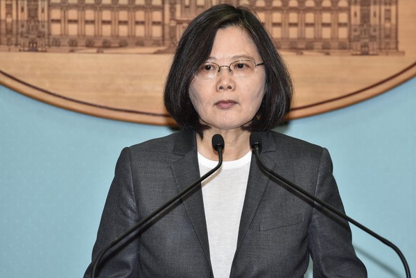 ��ϵ��"��(d��)��"(li��n)�ֱƌm ��Ӣ�����{(di��o)��ָ���^�m(x��)����