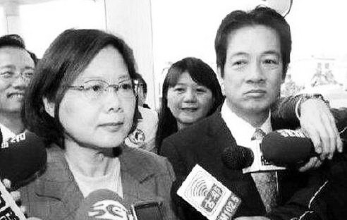 �W�ߣ����M�h�ɰ����ֲ�Ӣ���b˯ ه��¡�����