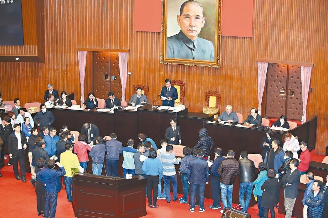 �Լ��˱������������ಫ ���M�h���"����Σ�C"?