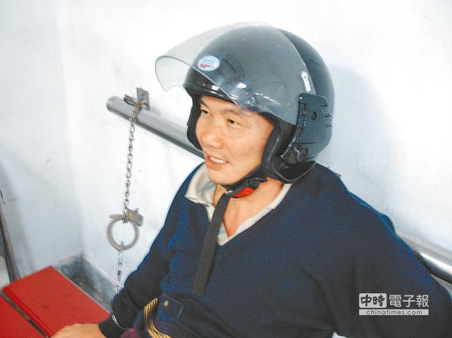 �S����������ͬ���˵�Ů���L�_5�깲517��